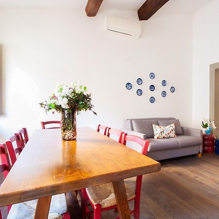 Spacious Apartment By Duomo Florence Exterior photo